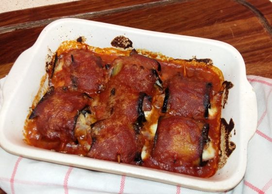 Involtini di melanzane con prosciutto cotto e provola