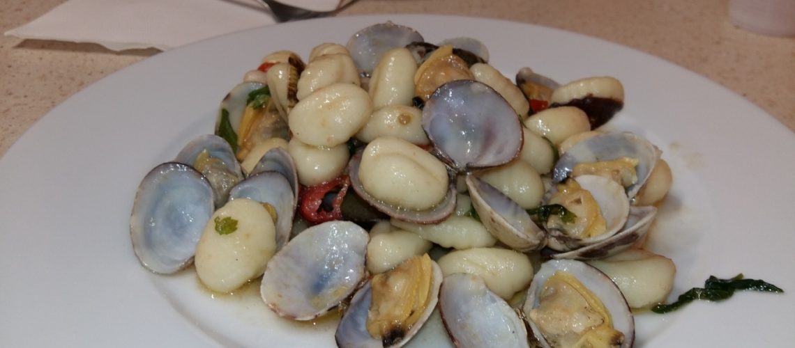 Gnocchi con vongole