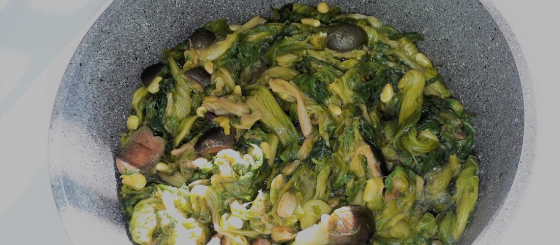 Scarole olive capperi e pinoli