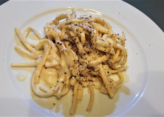 Tonnarelli cacio e pepe