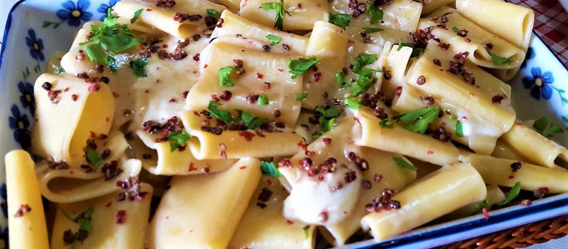 Paccheri al pepe rosa